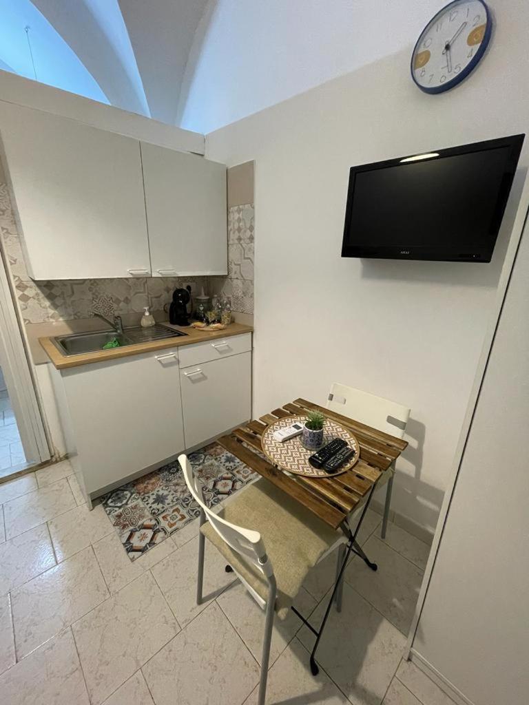 La Casetta Di Nunu Napels Buitenkant foto